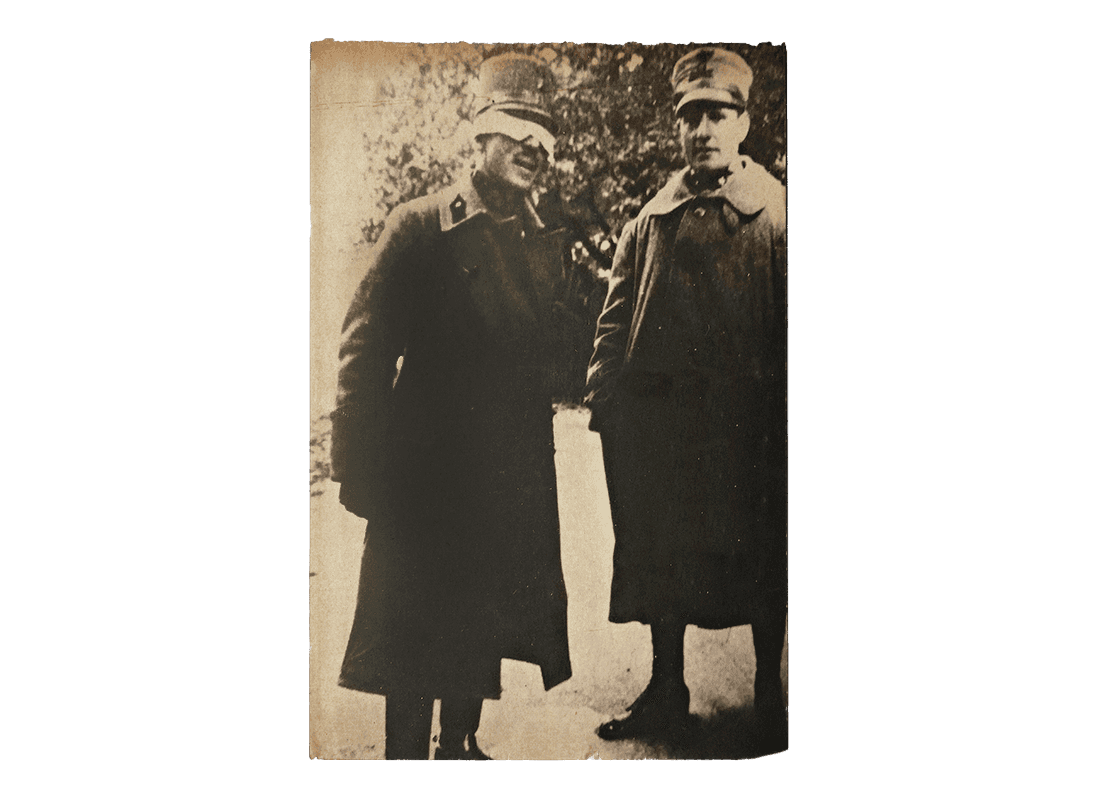 1918